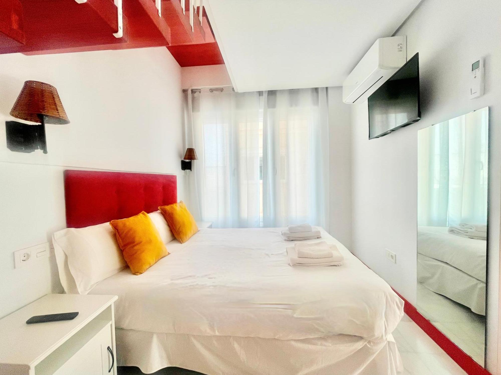 Philippe'S Home Triana Con Terraza Σεβίλλη Εξωτερικό φωτογραφία