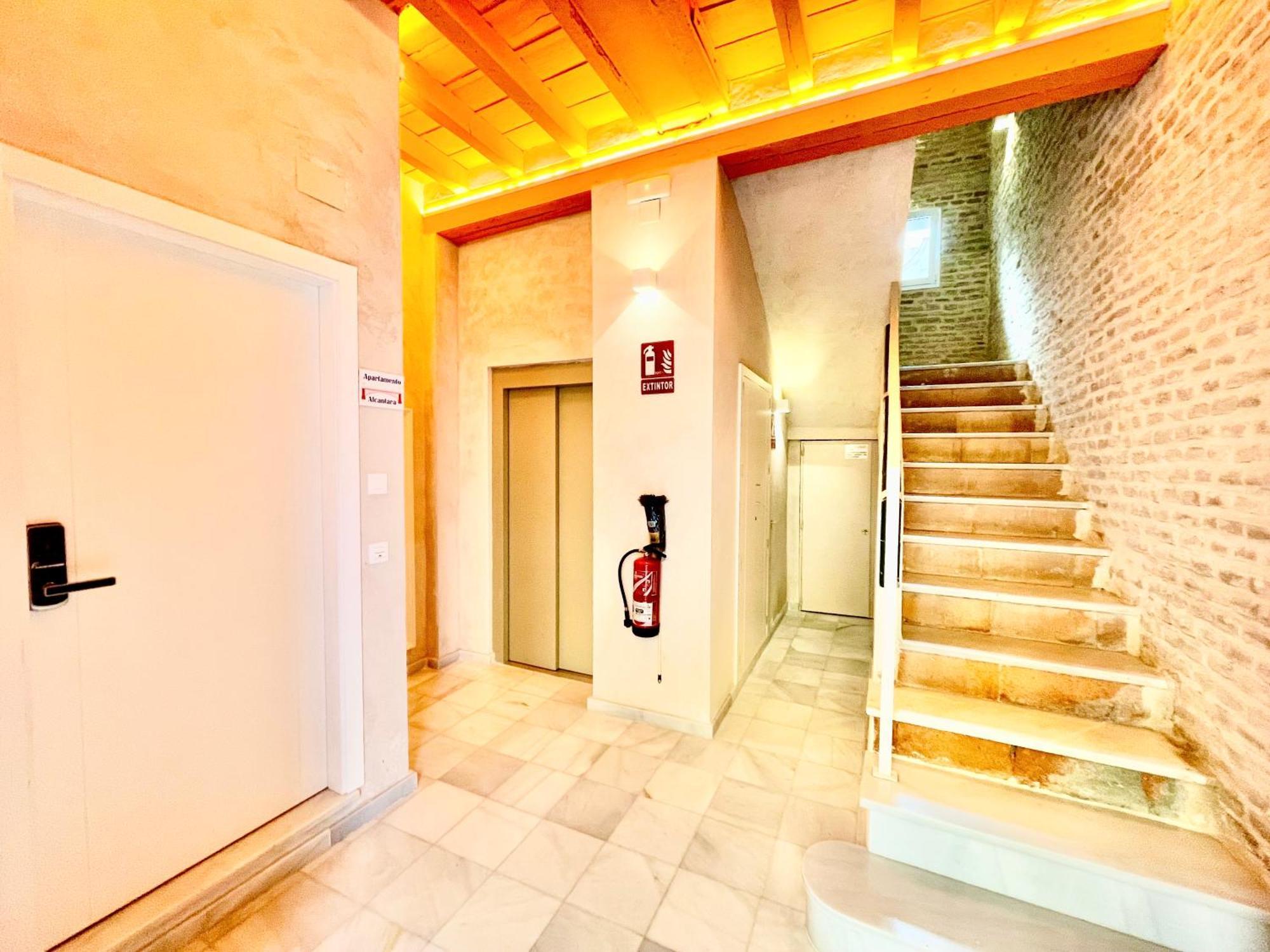 Philippe'S Home Triana Con Terraza Σεβίλλη Εξωτερικό φωτογραφία